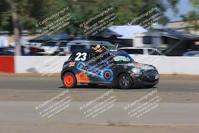 media/Oct-02-2022-24 Hours of Lemons (Sun) [[cb81b089e1]]/1020am (Front Straight)/